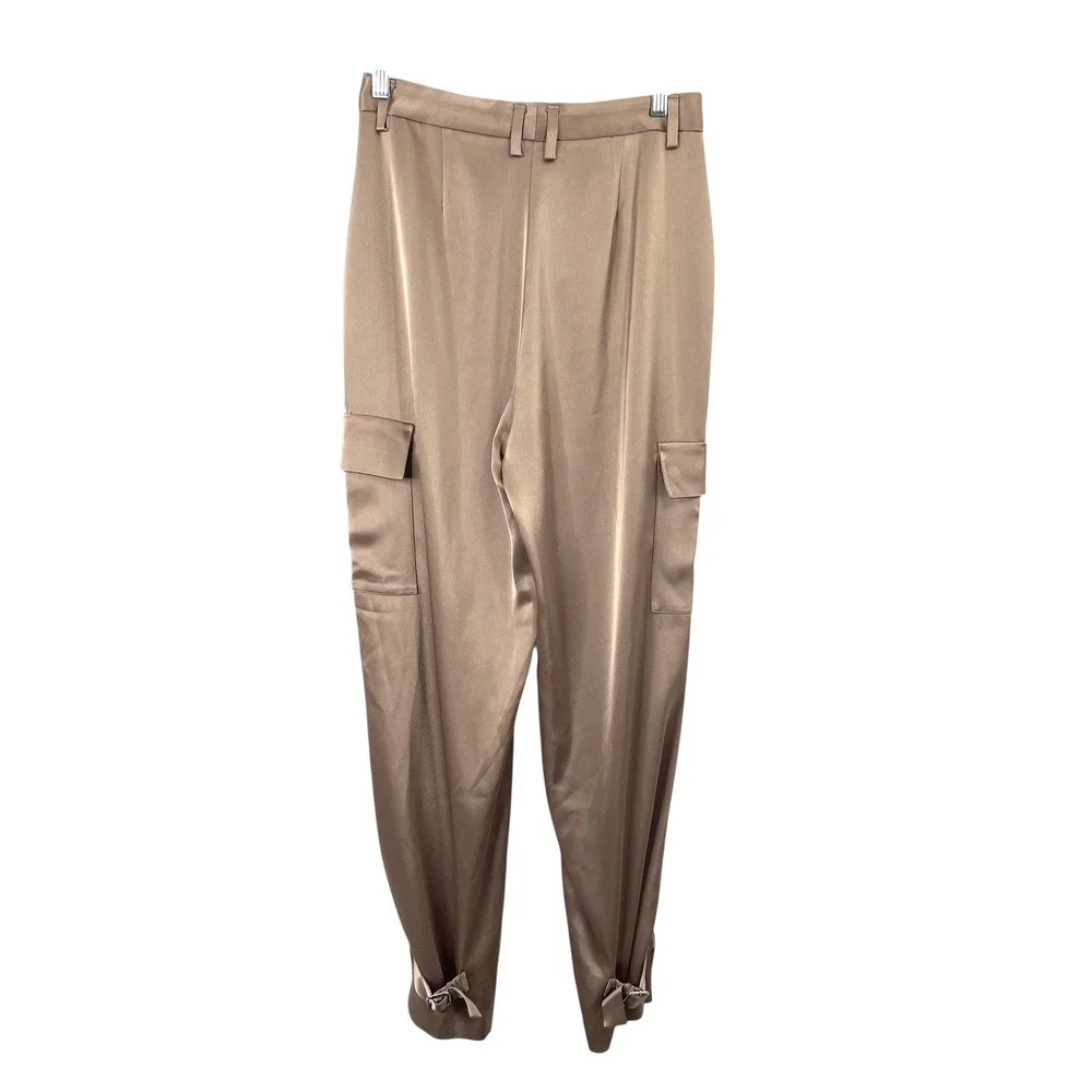 Aritzia Babaton Refined Satin‎ Cargo Pants Size 6 tan - Picture 8 of 10